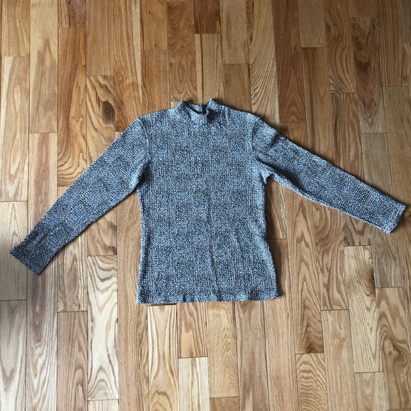 Ness Fine Popcorn Textured Mock Neck Long Sleeve Top - Picture 2 of 10